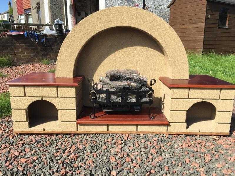 Brick Effect Fire Surround with Electric Fire (Fan Heater)