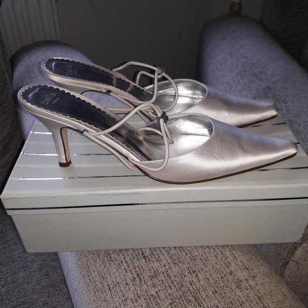 Bridal shoes