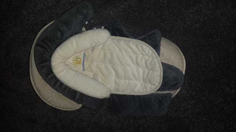 Britain car seat new born inserts