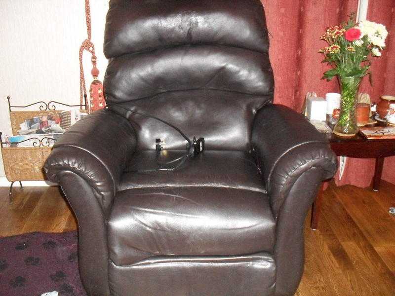 Brown Electric Leather Reclining Chair