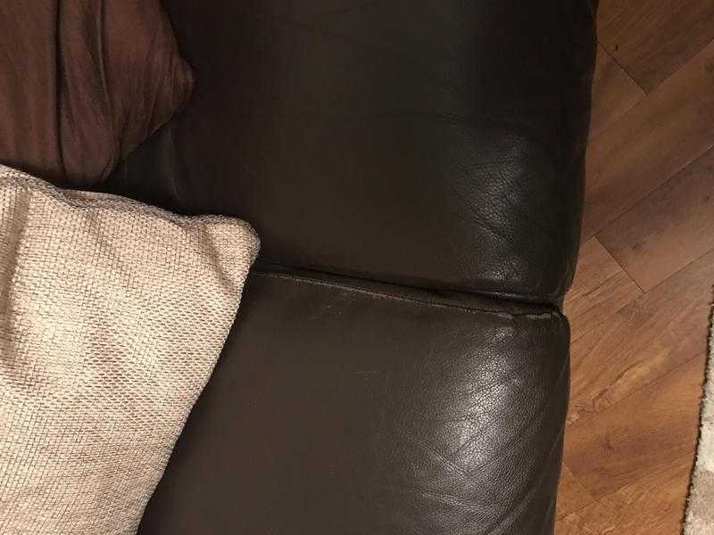 Brown leather corner sofa. Like new