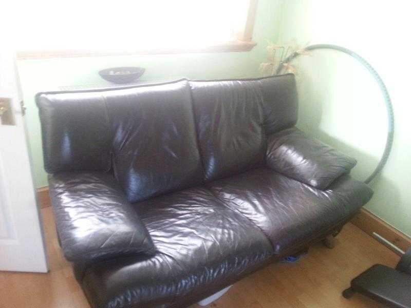 Brown leather suite for sale. Pick up only