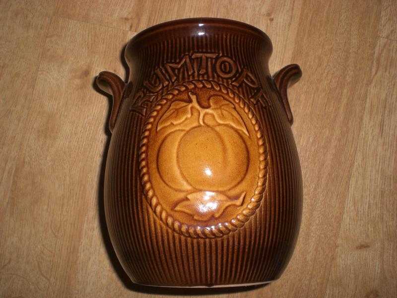Brown Rumtopf Jar with Handles