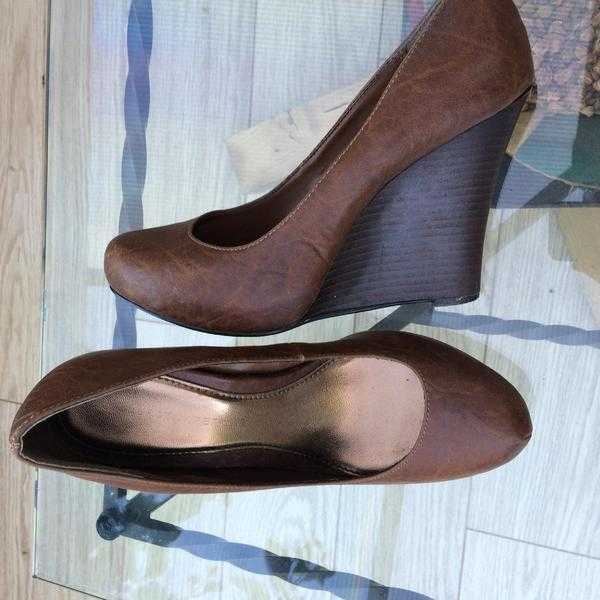 Brown Wedge shoes