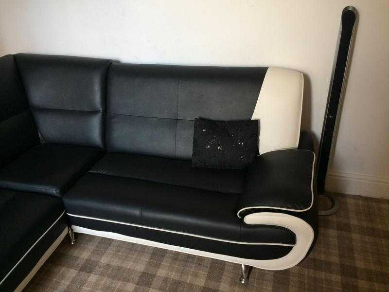 Brux leather black and white corner sofa