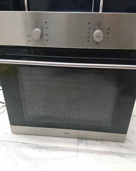 Built in electric single oven and gas hob stainless steel vgc can deliver