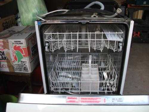 built in hotpoint dishwasher