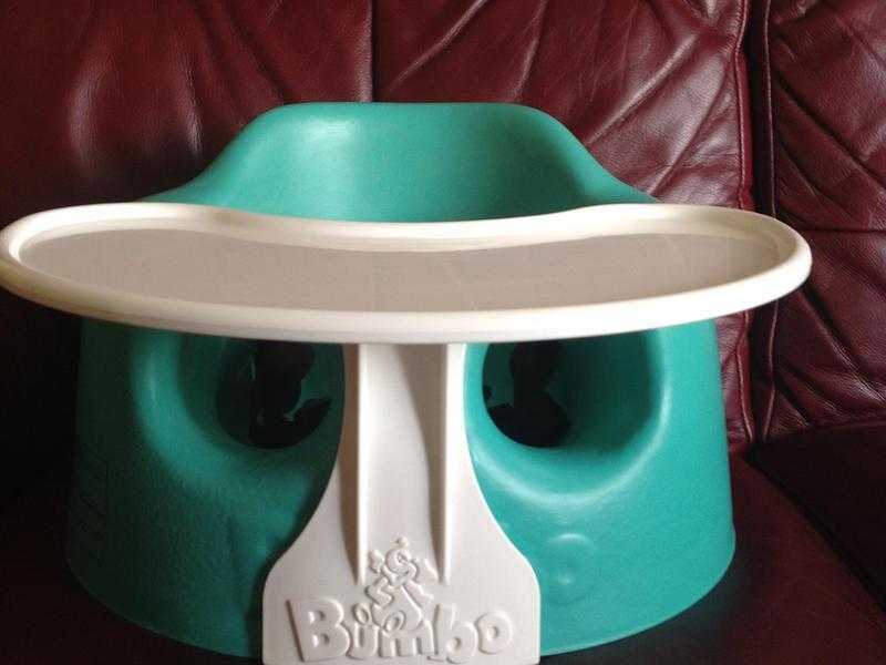 Bumbo seat with tray