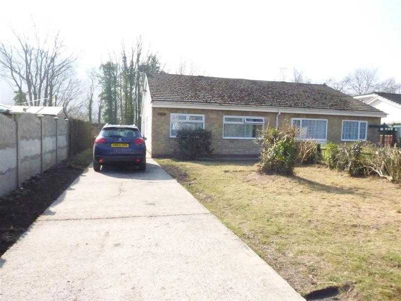 Bungalow for sale in Godregraig