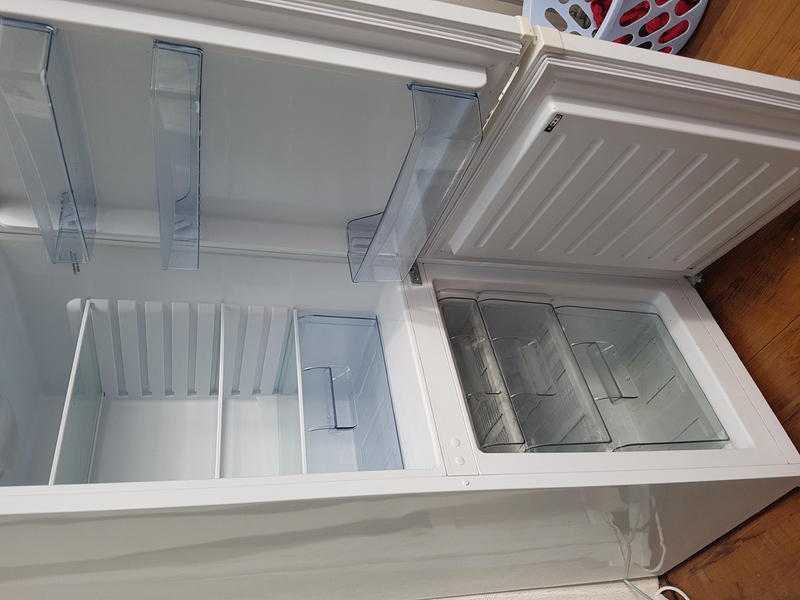 BUSH FRIDGE FREEZER 50