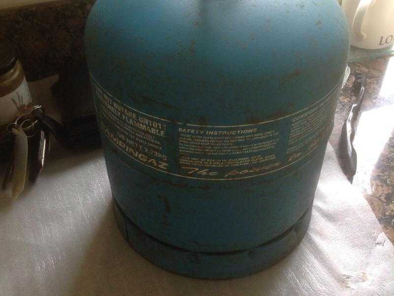 Butane bottle 2.72 camping gas FULL