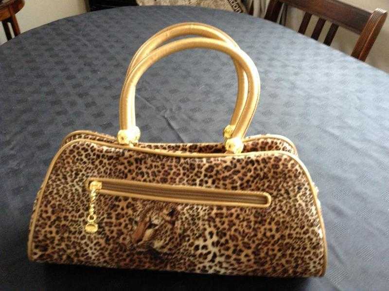 Butler amp Wilson cheetah handbag amp matching purse