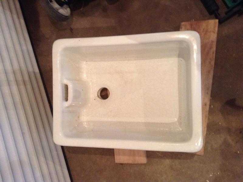 Butler sink