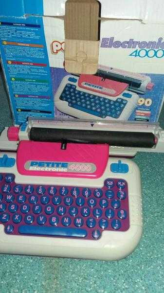 Byron Petite Electronic 4000 Kids Type Writer. 1980039s.