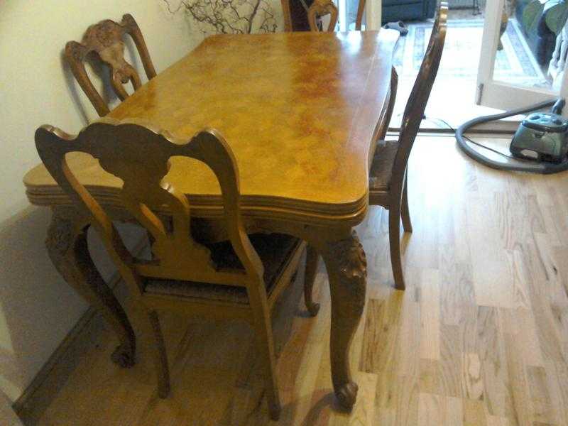 C1900 French Provincial Hand Carved Extending Dining Table and Matching Chairs