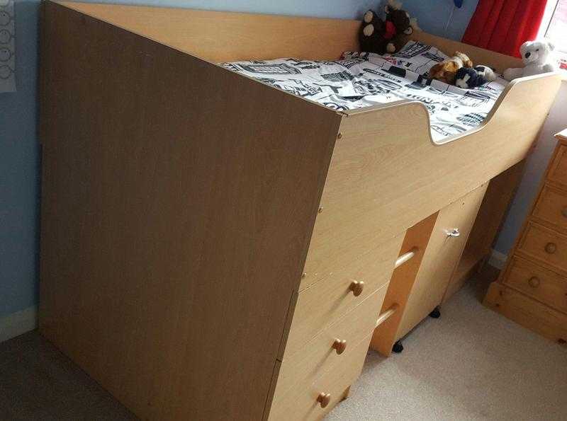 Cabin Bed