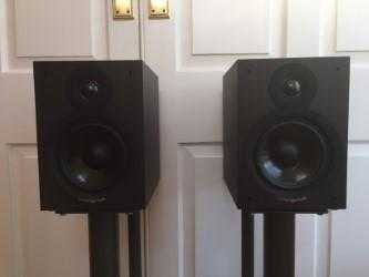 Cambridge Audio SX50 Loudspeakers with Soundstyle  Z2 stands