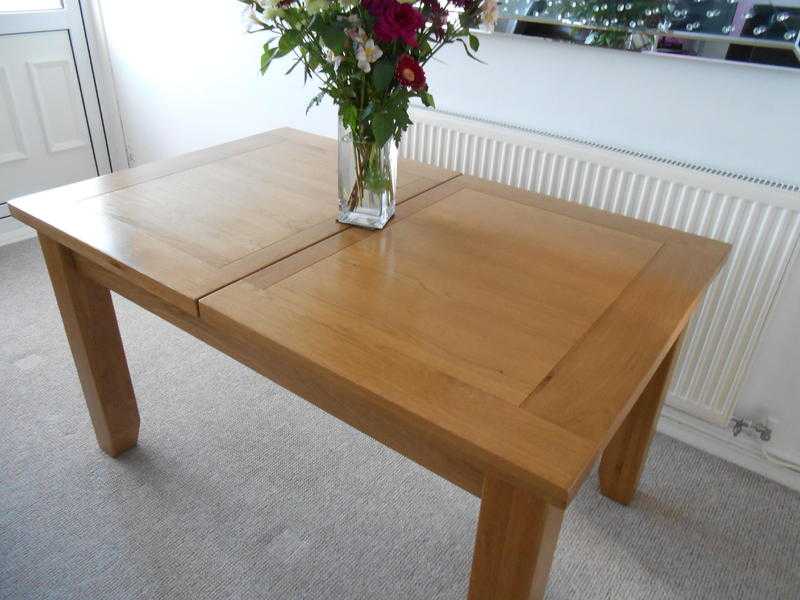 Cambridge Oak Dining table