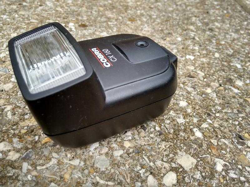 Camera Flash, Cobra CX160.