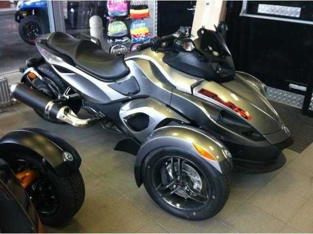 Can-Am Spyder 2011