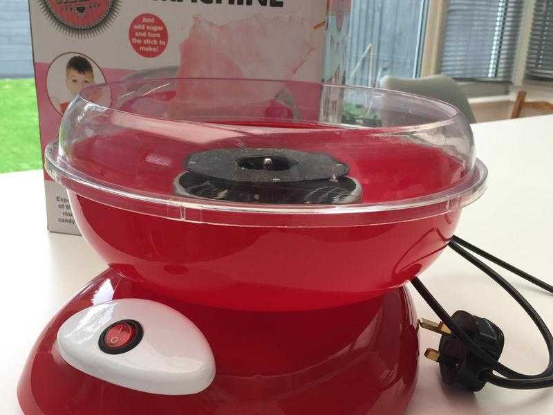 Candy floss maker