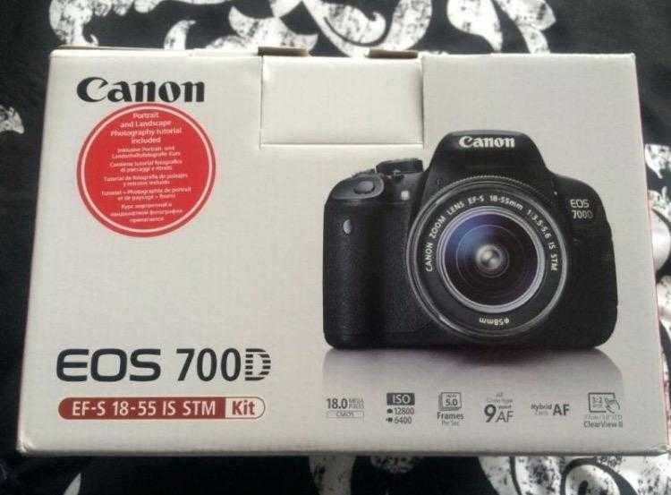 Canon 700D with 18-55mm lens kit