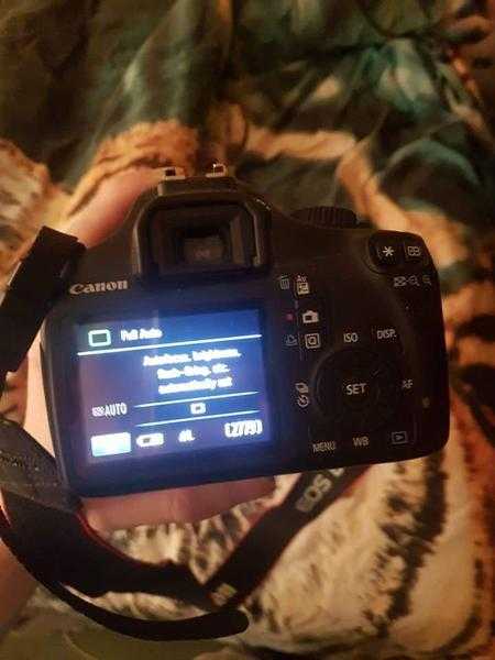 canon eos 1100d