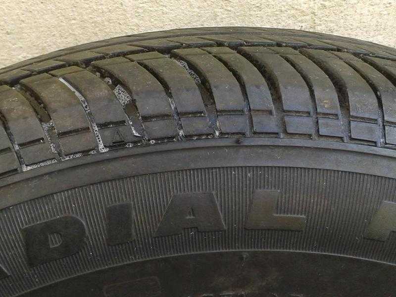 Car tyre x 2