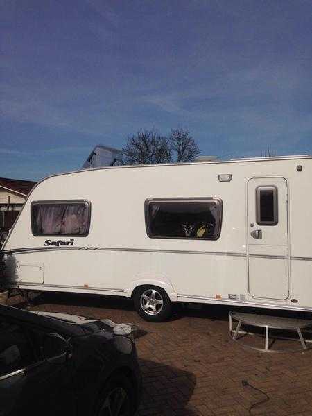 Caravans and motorhomes wanted