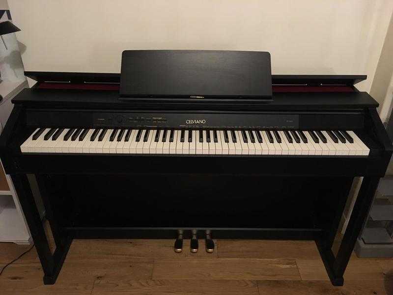 Casio Celviano AP-460 Electric Piano. LIKE NEW. Collection only.