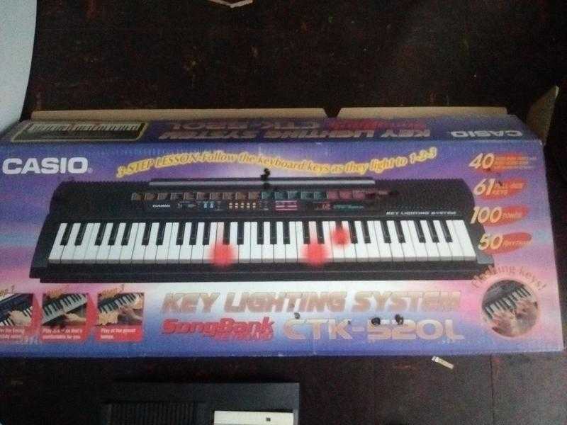 Casio CTK520L (Boxed)