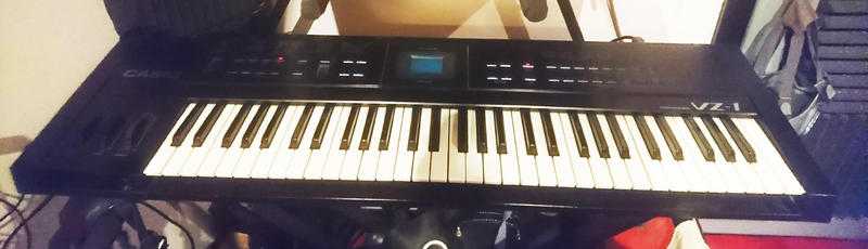 Casio VZ1 iPD Synth, 61 keys, with after-touch. Includes ROM Card and Manual