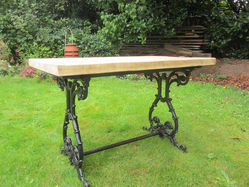 CAST IRON PUBBISTRO TABLE WITH RECLAIMED RUSTIC WOOD TOP