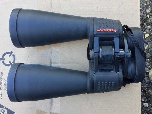 Celestron 71008 25x70 Skymaster Porro Prism Binoculars