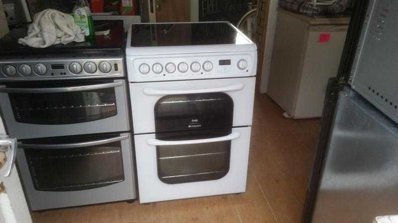 Ceramic top double oven cooker