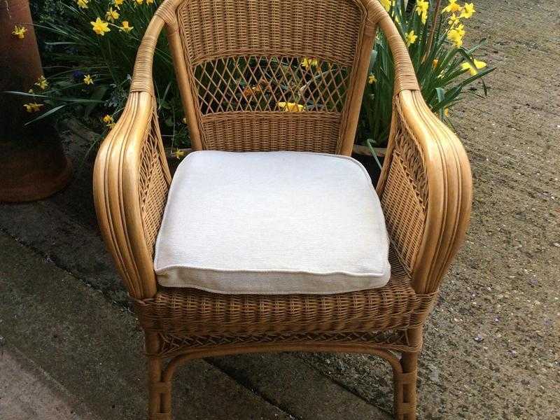 Chair wicker