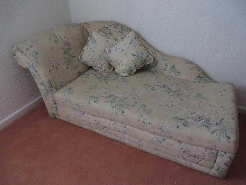 Chaise Longue Sofabed