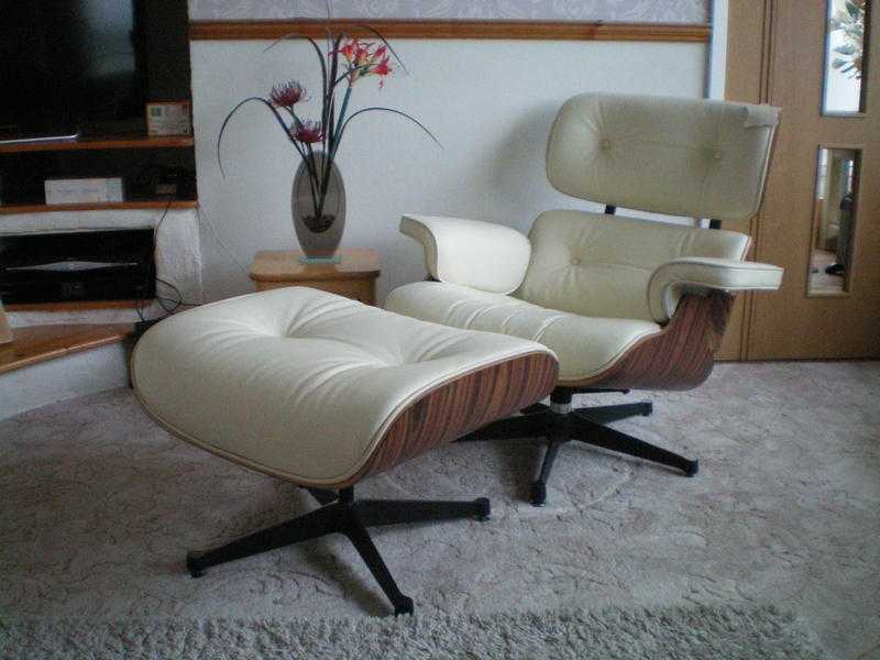 Charles Eames Reproduction Lounge Chair. Cream Italian Leather amp Light Rosewood 5 Months Old Ex.Con