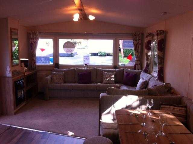 Cheap 3 bed static caravan, St Minver, Nr Rock, Wadebridge, Padstow, Cornwall