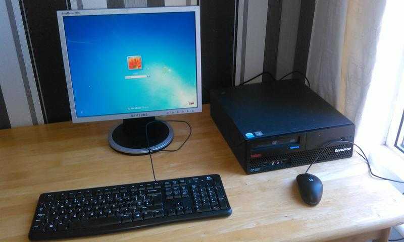 Cheap desktop computer with monitor and wifi