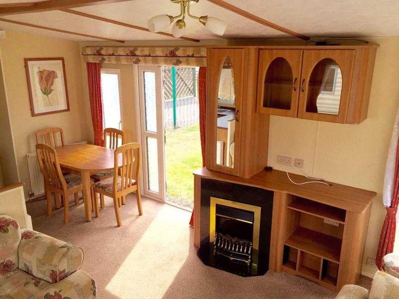 CHEAP STATIC CARAVAN FOR SALE KENT NR DYMCHURCH AND CAMBER WITH FISHING LAKE