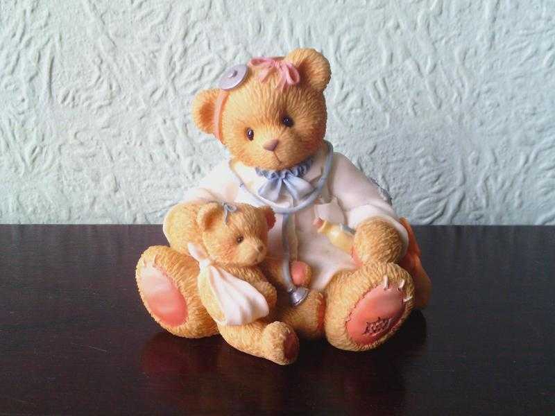 CHERISHED TEDDIES  TEDDY - DR. DARLENE