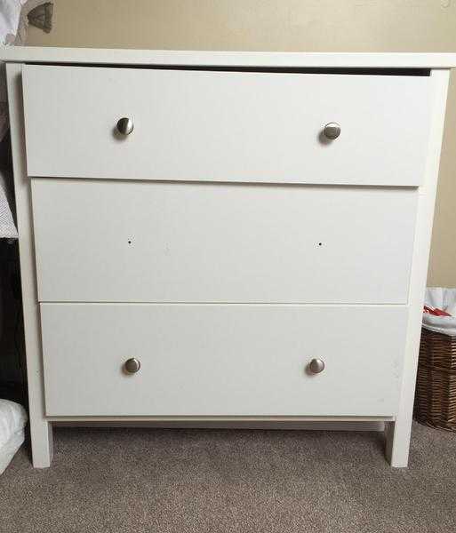 Chest of 3 drawers