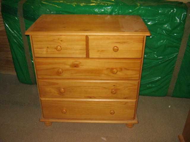 Chest of drawers