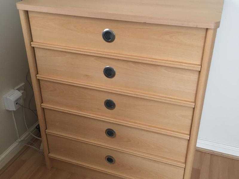 Chest of drawers