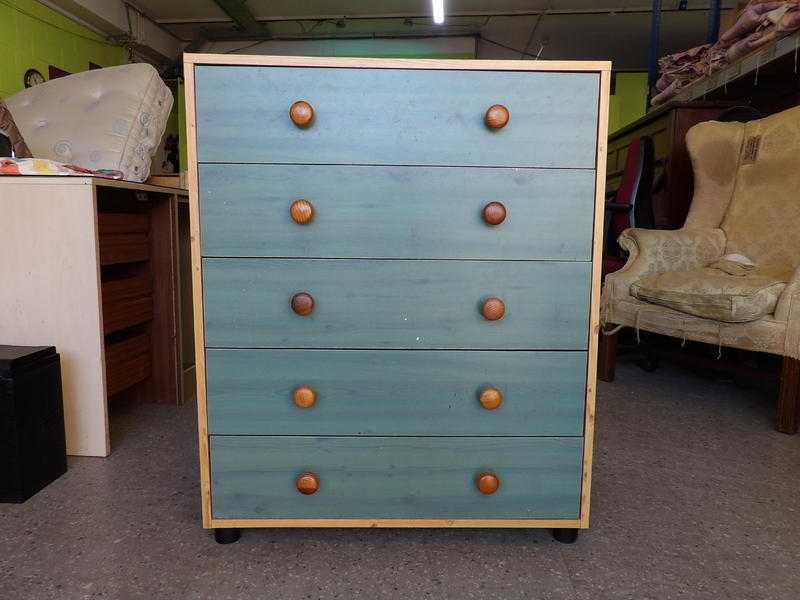 Chest of drawers - Can Deliver For Extra