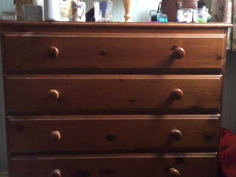 Chest of drawers - heavy pine