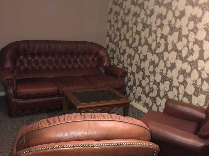 Chesterfields sofa set