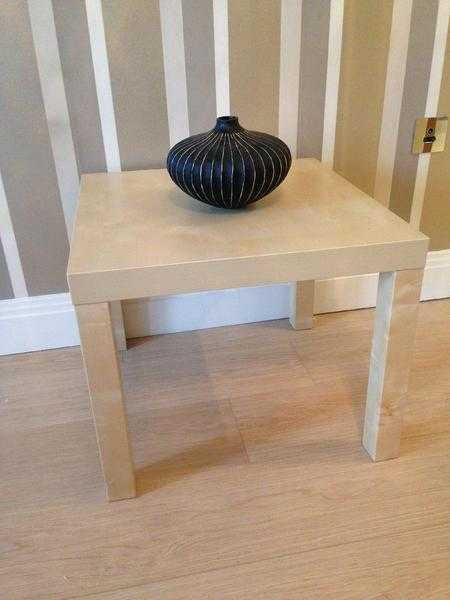 Chic and simple side table