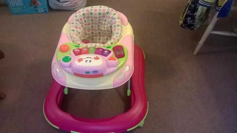 chicco baby walker